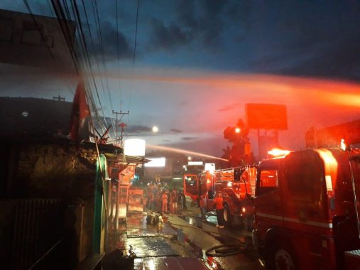 Rumah Makan Batin Sayang Jalan Ahmad Yani Palapa Ludes Terbakar, Ini Kata Saksi Mata