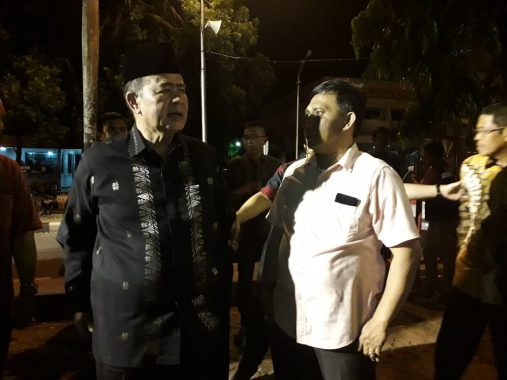 Usai Sumbang 1,3 Ton Rendang, Wakil Gubernur Sumatera Barat Nasrul Abit Sapa Pengungsi Tsunami di Pemprov Lampung
