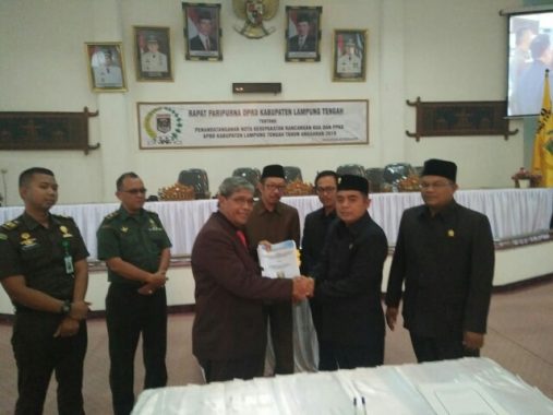 IKA Smanda 1992 Salurkan Donasi Palu-Donggala ke ACT Lampung