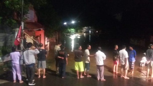 Lantunan Doa Menggema di Malam Amal Peduli Tsunami Lampung Selatan