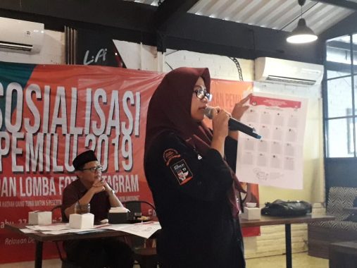 Koordinator Relawan Demokrasi Basis Warganet KPU Bandar Lampung Adian Saputra Bacakan Narasi 