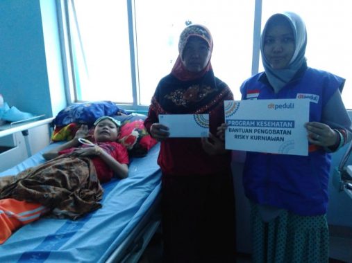 DT Peduli Lampung Salurkan Bantuan untuk Penderita Kanker Darah