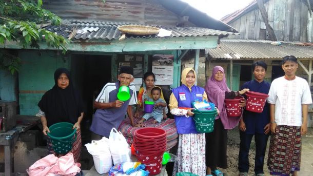 DT Peduli Lampung Salurkan Bantuan untuk Korban Banjir Way Lunik Panjang