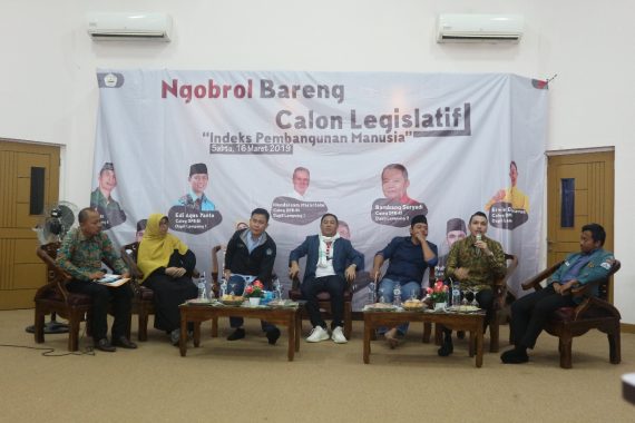 Indeks Pembangunan Manusia di Lampung Dibahas Sejumlah Caleg di Universitas Lampung