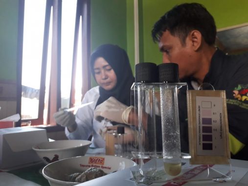 Produk Daging Sapi Transmart Diuji KIT Dinas Pertanian dan Peternakan Bandar Lampung