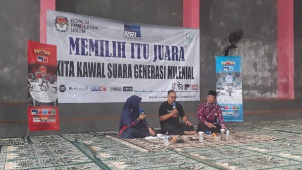 RRI dan SMA Al Azhar 3 Bandar Lampung Kerja Bareng Gelar Wicara Langsung Soal Pemilu dan Generasi Milenial