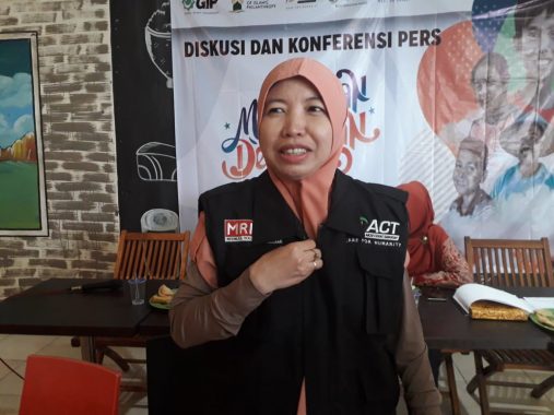 Dekranasda Lampung Selatan Tampilkan Kain Tenun Inuh Pada Ajang Inacraft 2019 di Jakarta