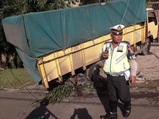 Korban Tewas Tertabrak Truk di Jalan Emir M Noer Itu Guru Ngaji Teguh Riadi