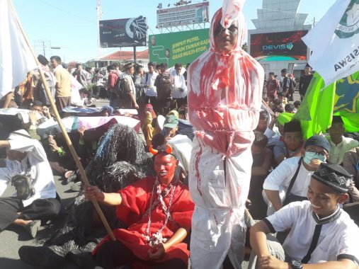 Pawai Sambut Ramadan, Ratusan Anak Rohis Se-Bandar Lampung Tumpah Ruah di Bundaran Gajah