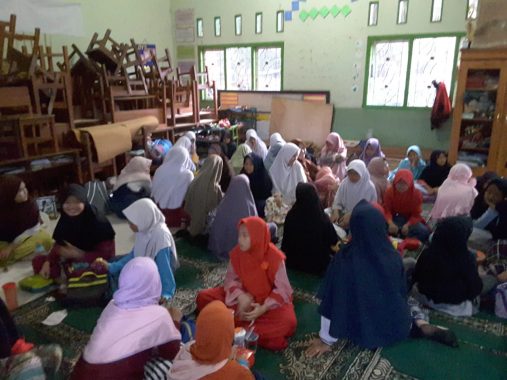 IZI Lampung Berbagi: Ami Ingin Jadi Ahli Perhotelan