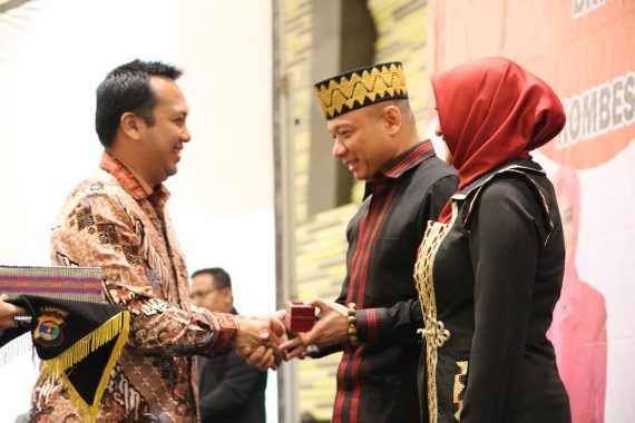 Gubernur Ridho Ficardo Hadiri Pisah-Sambut Wakapolda Lampung