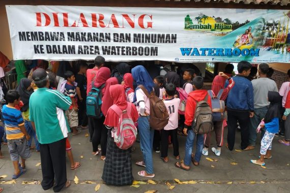 Kepala Cabang ACT Lampung Dian Eka Darma Wahyuni Berharap Bantuan Korban Banjir Bengkulu Lekas Diterima