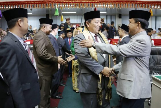 Gubernur Arinal dan Wakil Gubernur Nunik Ramah Tamah dengan Anggota DPRD Lampung