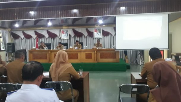 Bupati Lampung Barat Lanjutkan Pitu Program