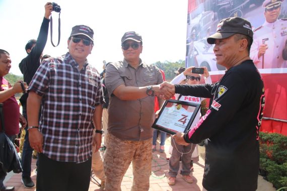 Gubernur Lampung Arinal Djunaidi Sambut Kepulangan Personel TNI di Dermaga Panjang