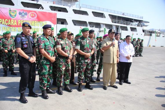 Gubernur Lampung Arinal Djunaidi Lepas Peserta Pawai Kebangsaan