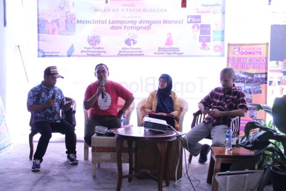 85 Anggota DPRD Lampung 2019-2024 Diambil Sumpah