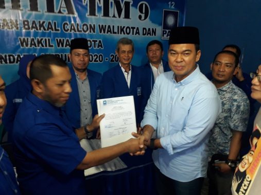 Rycko Menoza Hari Ini Serahkan Berkas Bakal Calon Wali Kota Bandar Lampung ke 3 Partai