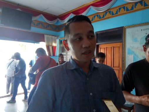 Penulis Lampung, Karina Lin Luncurkan Buku Antologi Antargata