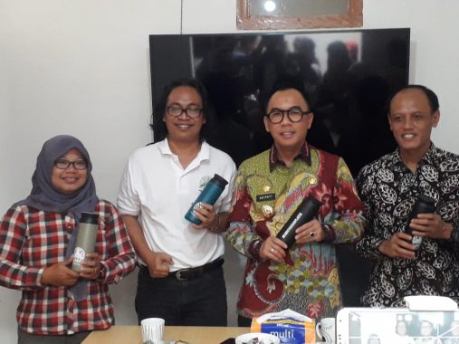 Rumah Bupati Lampung Utara Agung Ilmu Mangkunegara di Jalan Sultan Haji Kotasepang Bandar Lampung Digeledah Petugas KPK