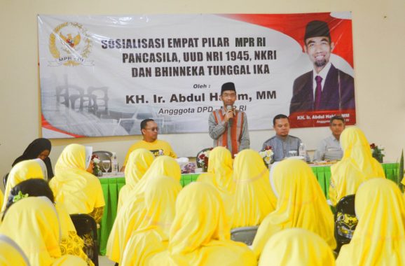 Anggota DPD Asal Lampung Abdul Hakim Apresiasi Kegiatan Keagamaan di SMk Farmasi Cendekia Farma Husada
