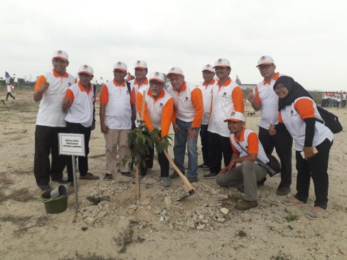 Yonasyah Beri Bantuan Bahan Pokok ke Ponpes Tahfidz Quran Muhajirin Al Mubarok Labuhan Dalam Bandar Lampung