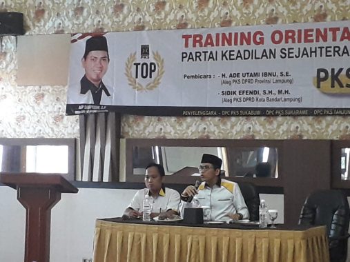 PKS Bandar Lampung Gelar TOP, Ade Utami Ibnu dan Sidik Efendi Jadi Narasumber