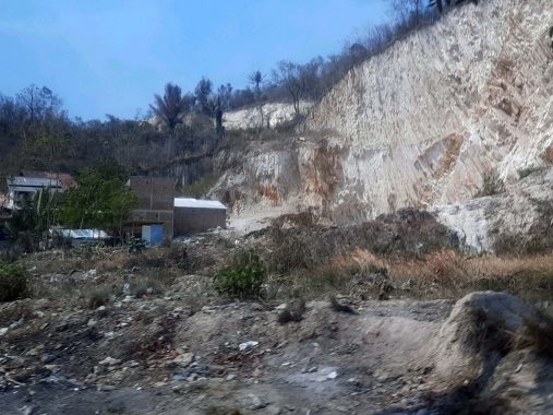 Walhi Lampung: Bukit Onta Longsor Karena Ada Penambangan Batu
