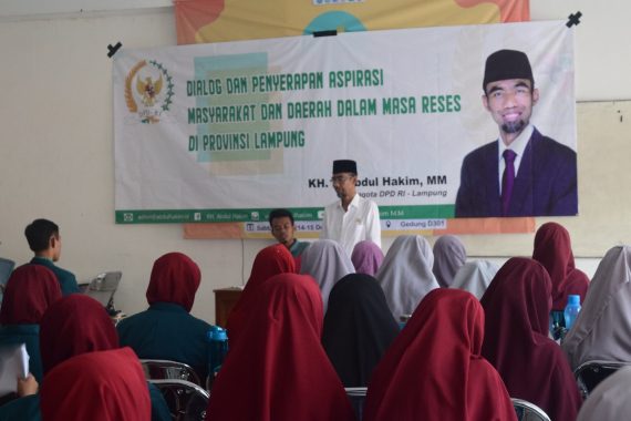 Sambangi Almamater, Abdul Hakim Serap Aspirasi Kritis Mahasiswa Fakultas Pertanian Unila