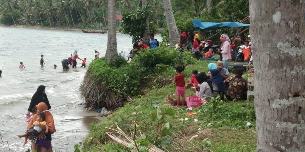 Dua Warga Pesawaran Meninggal Terseret Arus Pantai Karang Bebai Tengokh Cukuh Balak Tanggamus