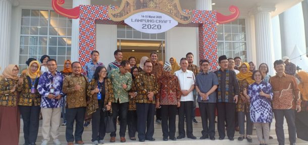 Gubernur Arinal Djunaidi Ajak Masyarakat Manfaatkan Lampung Craft