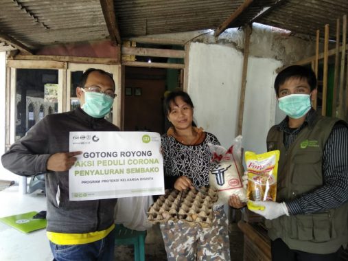 Jadi Relawan Lembaga Zakat IZI Lampung, Ketua RT di Rajabasa Nunyai Ini Keliling Salurkan Bahan Pokok