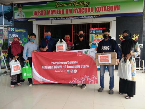 PGRI Lampung Utara Salurkan Beras untuk Posko Penanggulangan Covid-19
