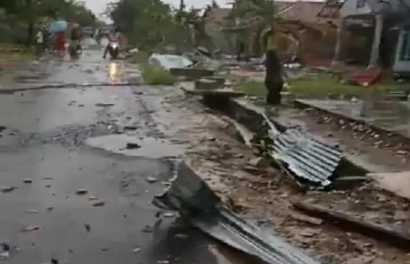 Tornado Rusak Ratusan Rumah di Tulangbawang, Dua Meninggal