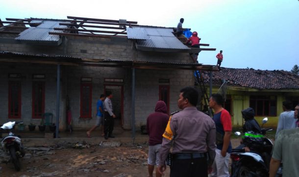 Empat Kampung di Tulangbawang Disapu Puting Beliung, Kapolres Rinci Korban Jiwa dan Rumah