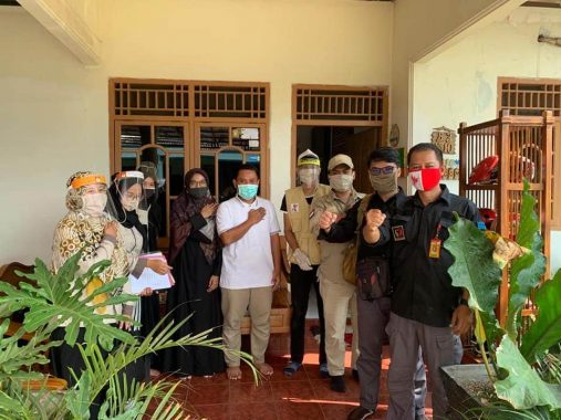 Gubernur Arinal Djunaidi Serahkan Beasiswa dari Baznas untuk Mahasiswa Terdampak Pandemi Covid-19