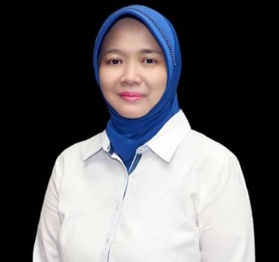 Ajak Masyarakat Disiplin Jalankan Protokol Kesahatan, Riana Sari Arinal Bagikan Masker di Kupang Kota Bandar Lampung
