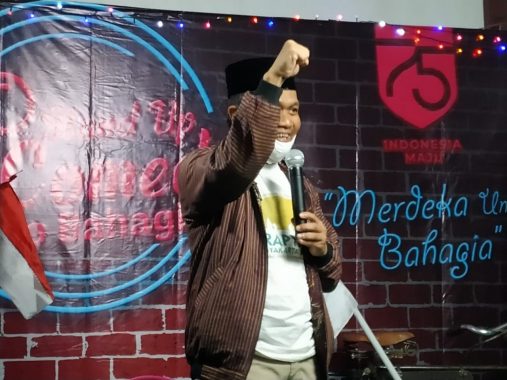 Tampil Stand Up Comedy, Mufti Salim Cerita Soal Kalah Melulu Lomba Makan Kerupuk Agustusan