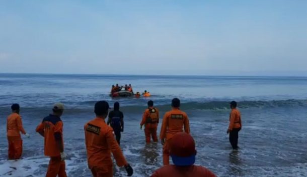 Jenazah Kedua Korban Tenggelam di Pantai Limau Tanggamus Berhasil Ditemukan