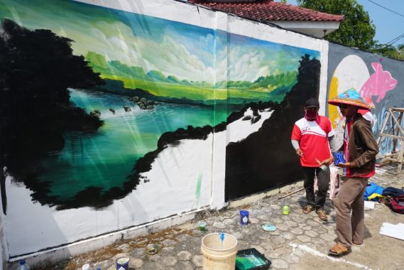 Lomba Kreasi Mural HUT ke-75 Kemerdekaan RI Lampung Selatan Jadi Tantangan Bagi Seniman Muda