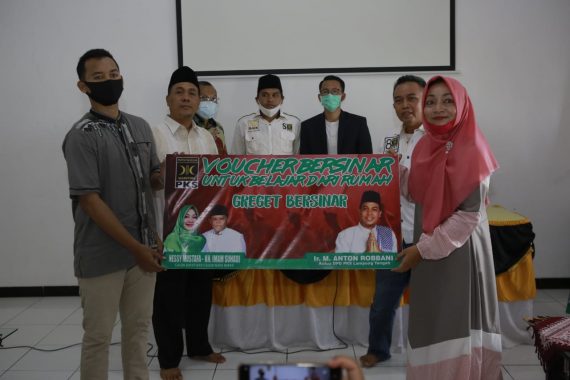 Partai Gerindra Serahkan B1 KWK, Dukungan Eva Dwiana-Dedi Amrullah di Pilkada Bandar Lampung Bertambah