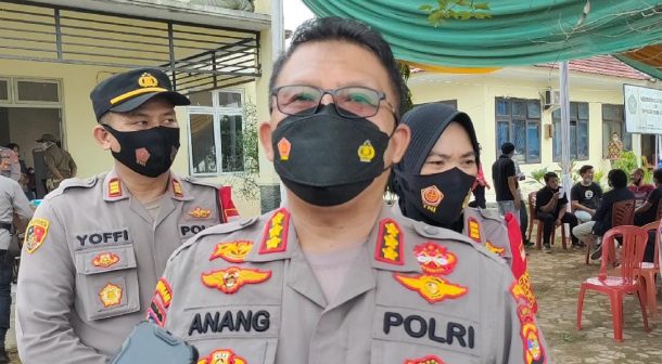 Dirbinmas Polda Lampung Monitoring Pelaksanaan Vaksinasi Serentak di Kota Metro