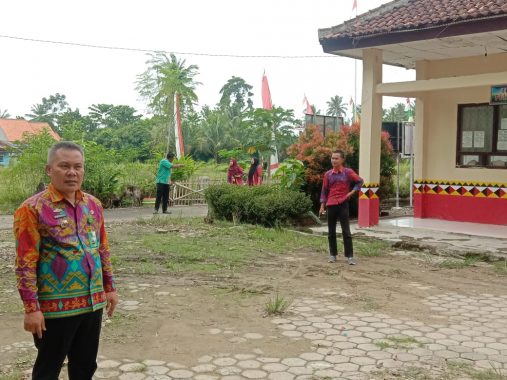 Nanang Ermanto Tinjau Sumber Air Panas Milik Warga di Jatiagung, Bakal Segera Uji Laboratorium