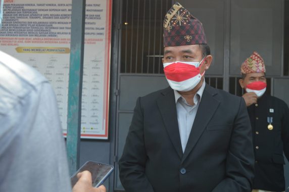 Berlangsung Sederhana, Nanang Ermanto Pimpin Upacara HUT RI Ke-76 di Halaman Kantor Bupati Lampung Selatan