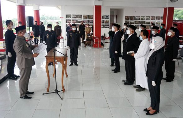 Bupati Lampung Selatan Lantik Enam Pejabat Eselon II Hasil Lelang Terbuka