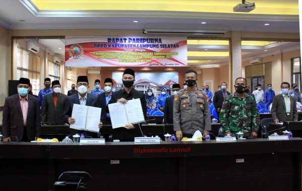 Pemkab-DPRD Lampung Selatan Sepakati KUA PPAS Tahun Anggaran 2022