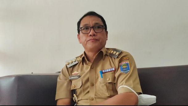 Dewi Handajani Lantik 66 Penjabat Kepala Pekon di Tanggamus