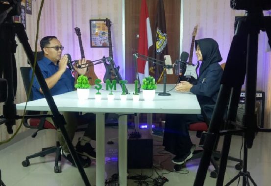 SMK SMTI Bandar Lampung Kembangkan Podcast CO2 Jadi Saluran Informasi Kredibel
