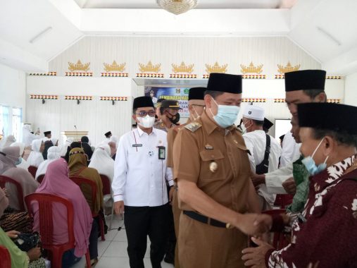 Wakil Bupati Tanggamus Buka Pembinaan Manasik Haji, Ini Pesan-Pesannya