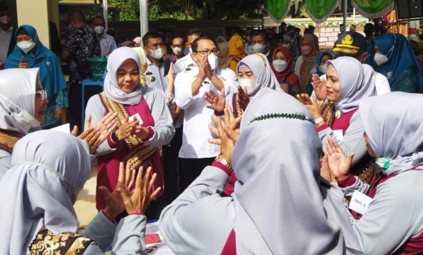 Lantik 88 Pejabat Administrator, Dewi Handajani Ingatkan ASN Tidak Taat Jam Kerja Bisa Diberhentikan